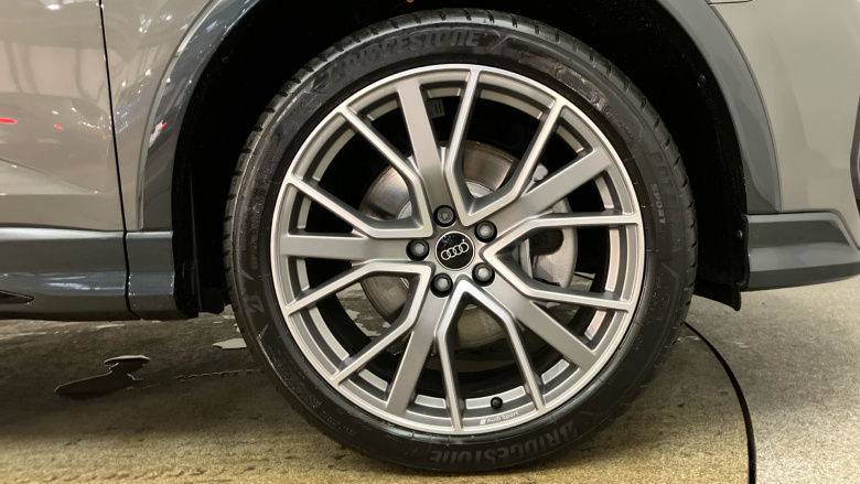 Audi Q3 40 TFSI Quattro Black Ed 5dr S Tronic [Tech Pack] Petrol Estate